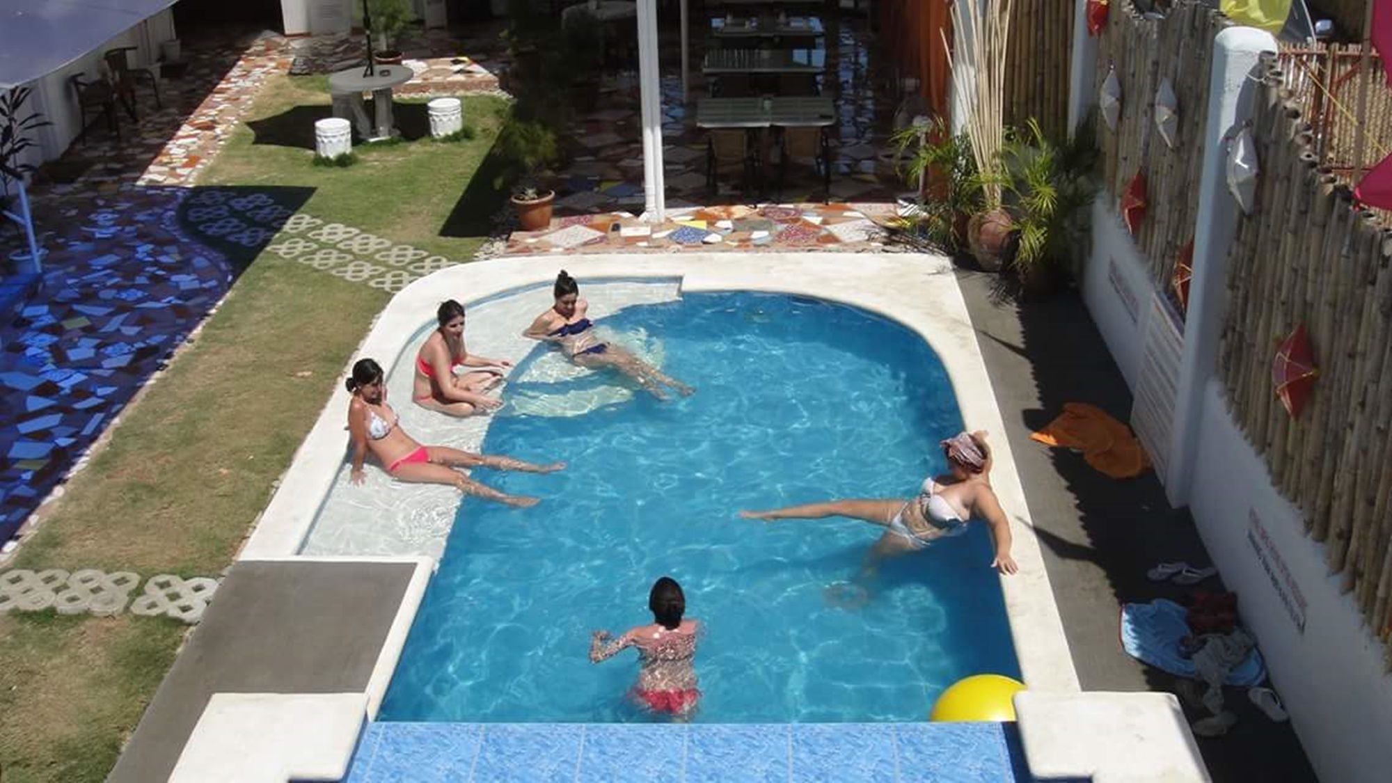 House Of Big Brother Palawan Пуэрто-Принцеса Экстерьер фото