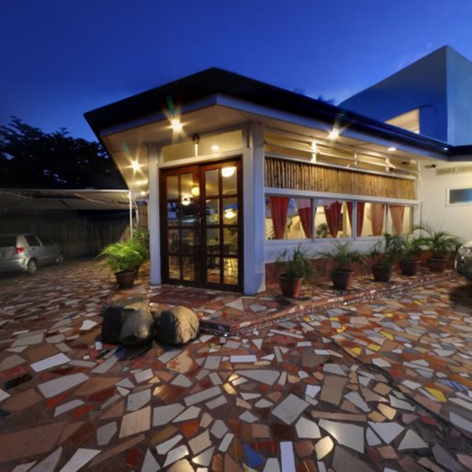 House Of Big Brother Palawan Пуэрто-Принцеса Экстерьер фото